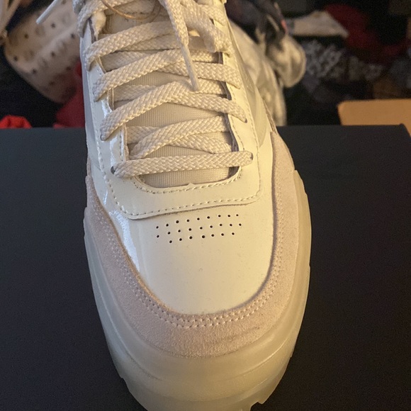 Cardi B x Reebok first drop! - Picture 2 of 3